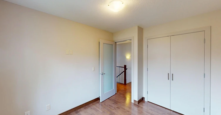 3825 1 Street Ne, Calgary, AB, T2E 3E1 - 10