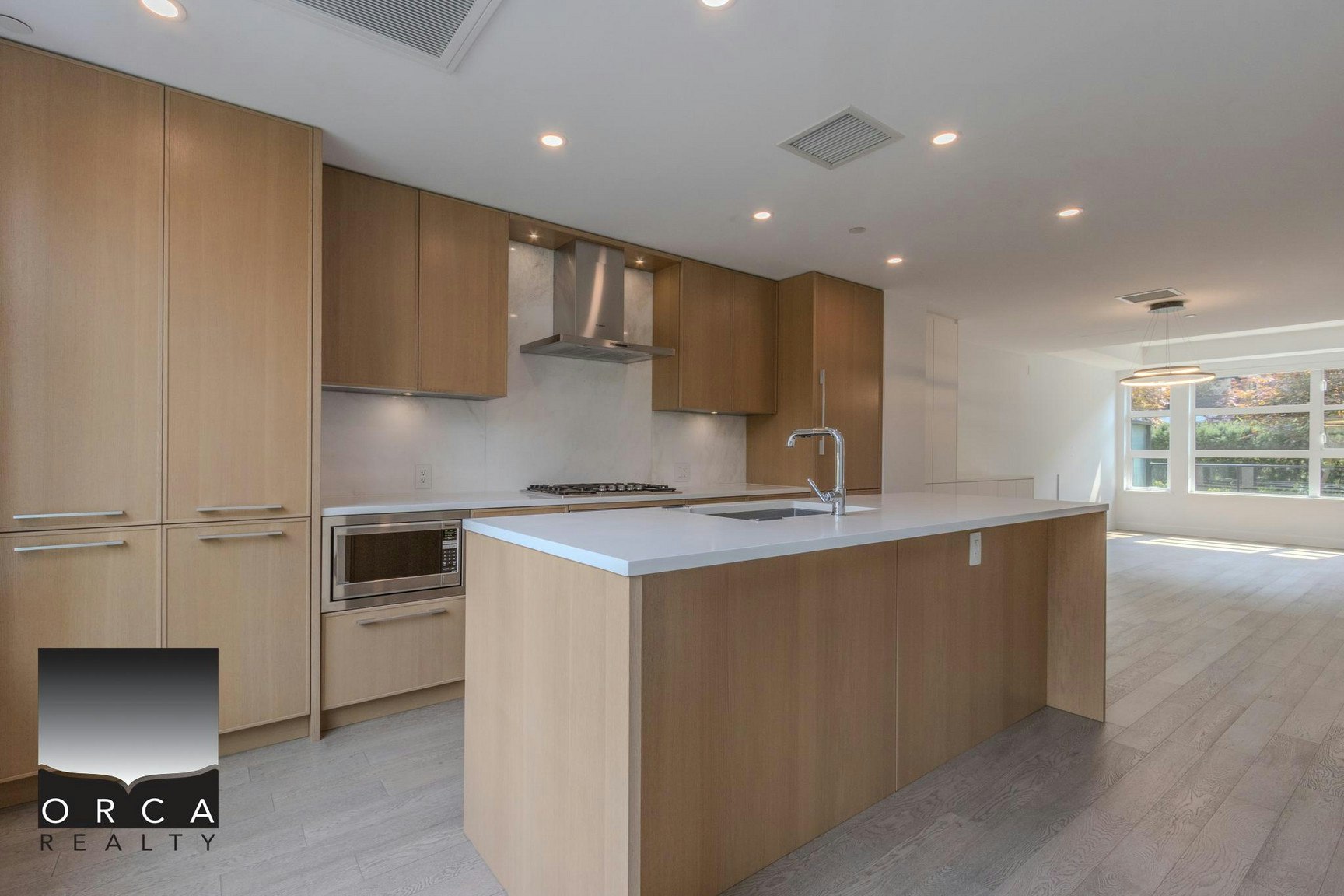 1055 Ridgewood Drive, North Vancouver, BC, V7R 0A5 - 24