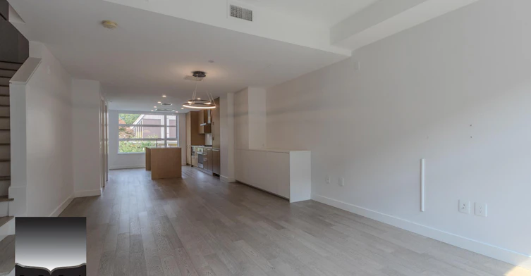 1055 Ridgewood Drive, North Vancouver, BC, V7R 0A5 - 3