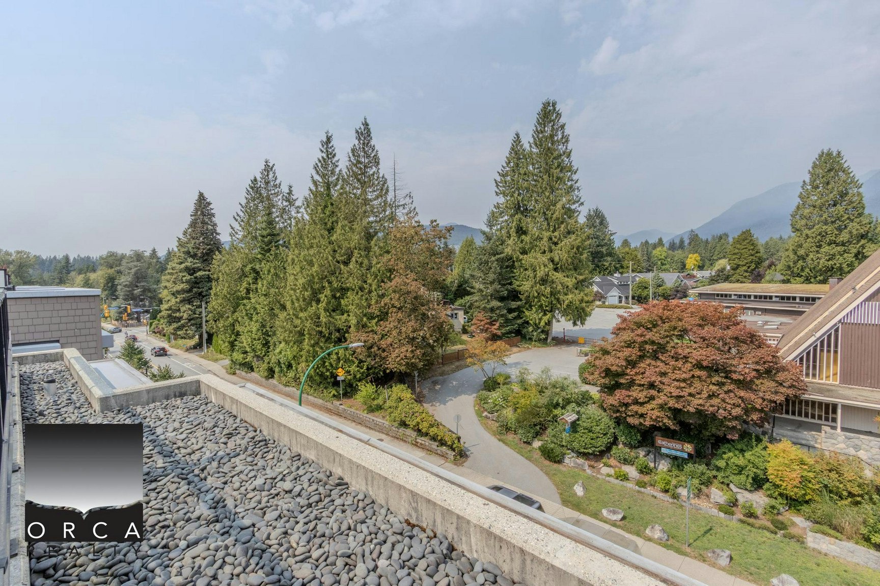 1055 Ridgewood Drive, North Vancouver, BC, V7R 0A5 - 13