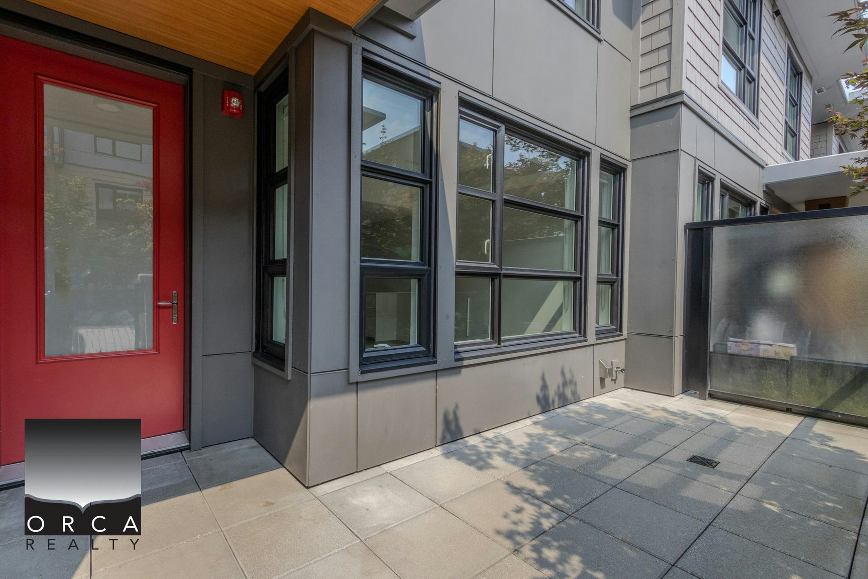 1055 Ridgewood Drive, North Vancouver, BC, V7R 0A5 - 11