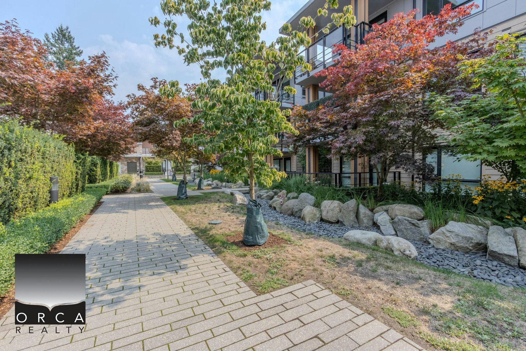 1055 Ridgewood Drive, North Vancouver, BC, V7R 0A5 - 12