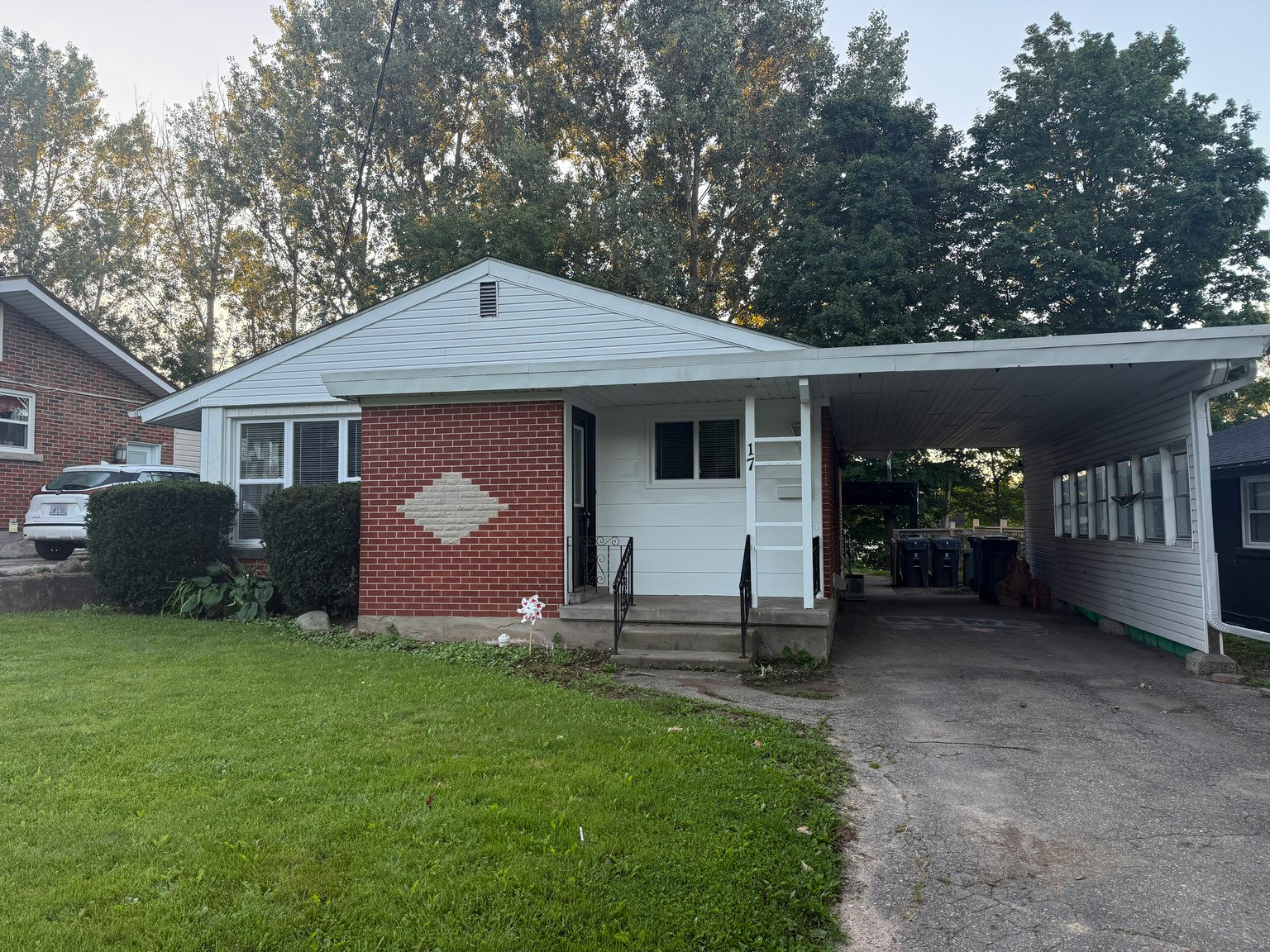 17 Laverne Avenue, Guelph, ON, N1E 1Y9