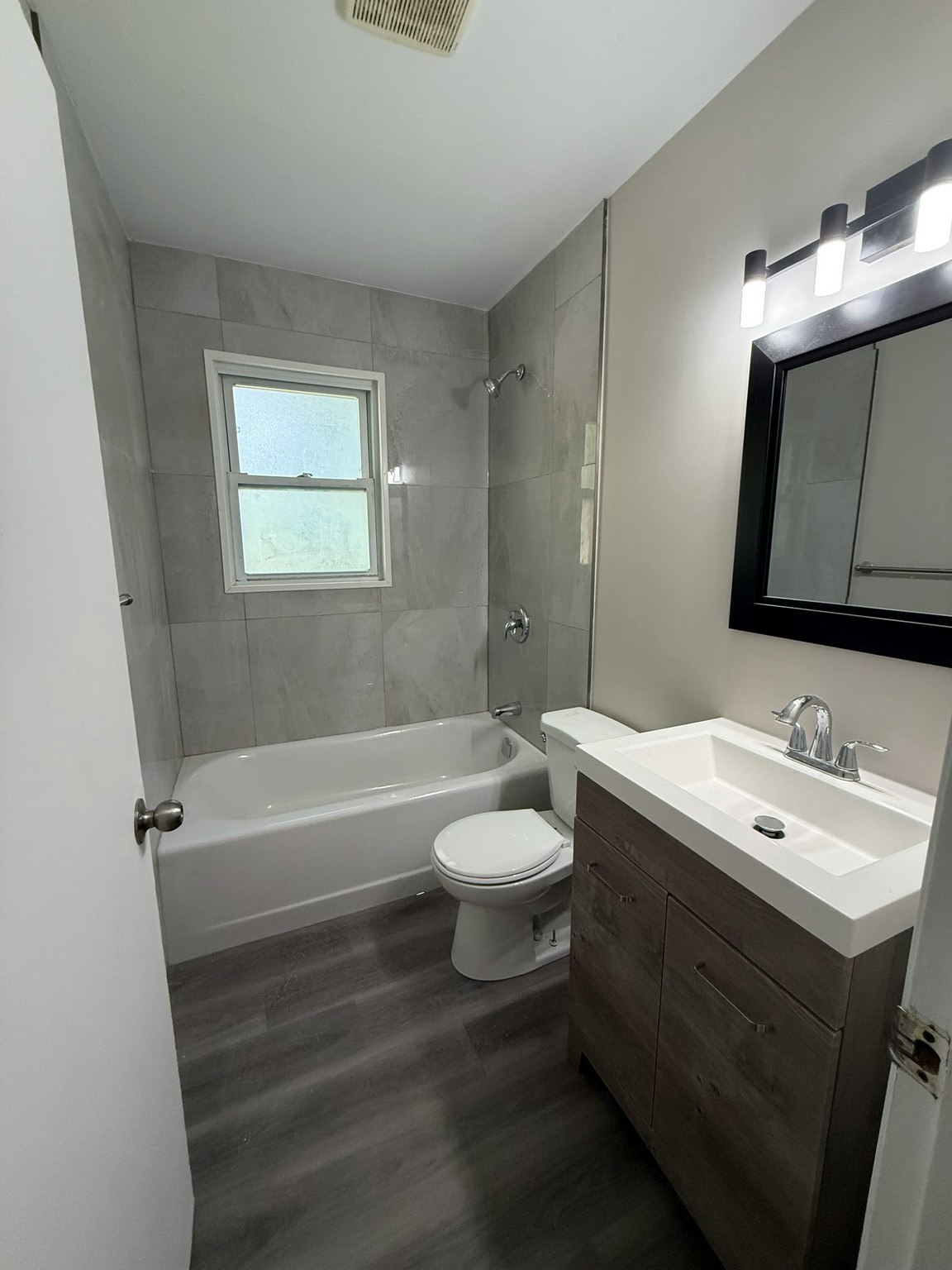 17 Laverne Avenue, Guelph, ON, N1E 1Y9 - 6