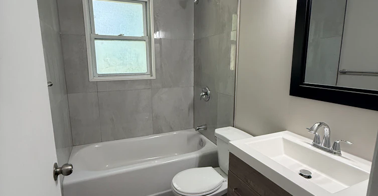 17 Laverne Avenue, Guelph, ON, N1E 1Y9 - 6