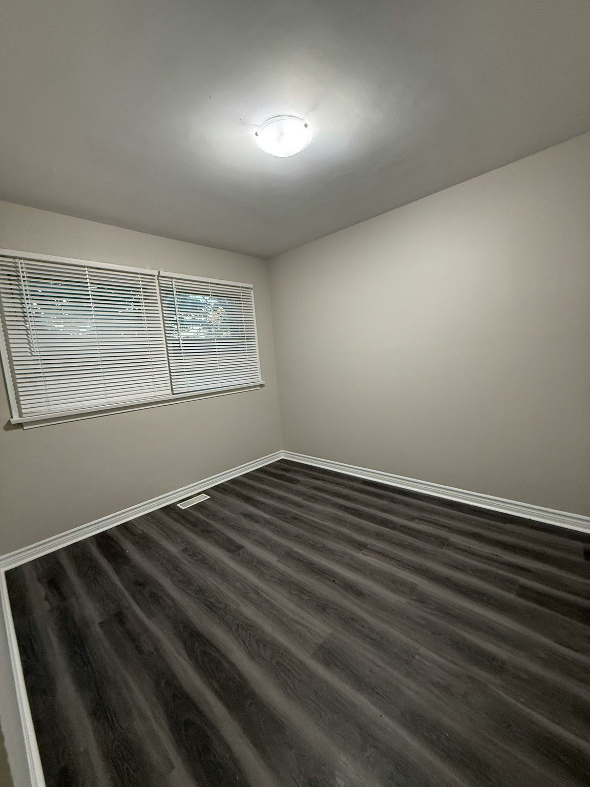 17 Laverne Avenue, Guelph, ON, N1E 1Y9 - 10