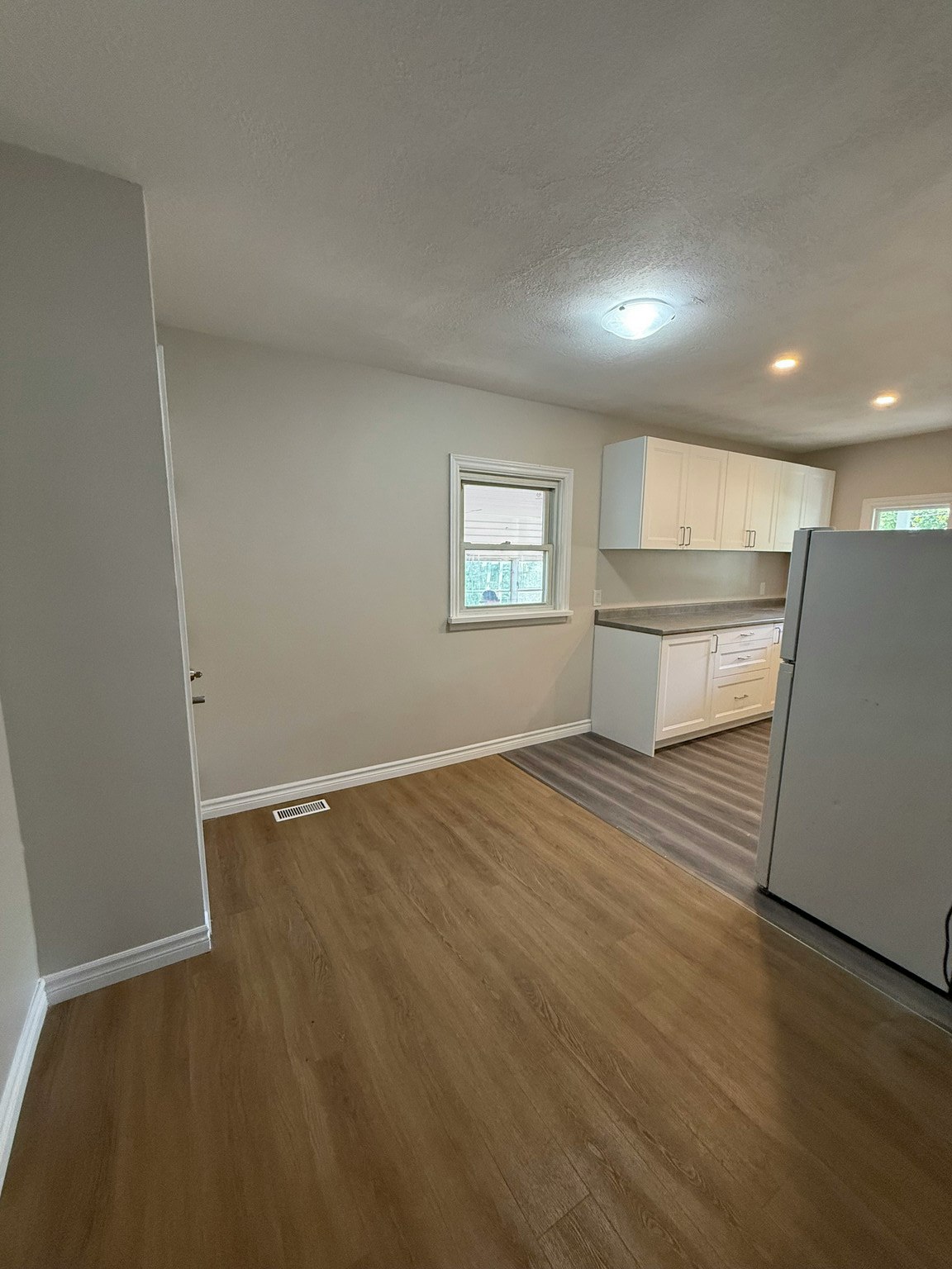 17 Laverne Avenue, Guelph, ON, N1E 1Y9 - 4