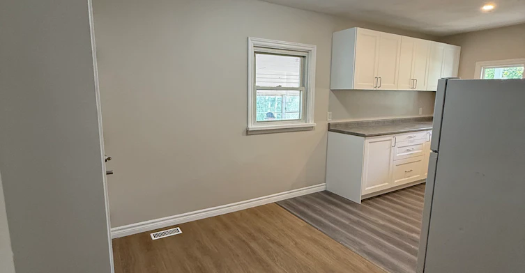 17 Laverne Avenue, Guelph, ON, N1E 1Y9 - 4