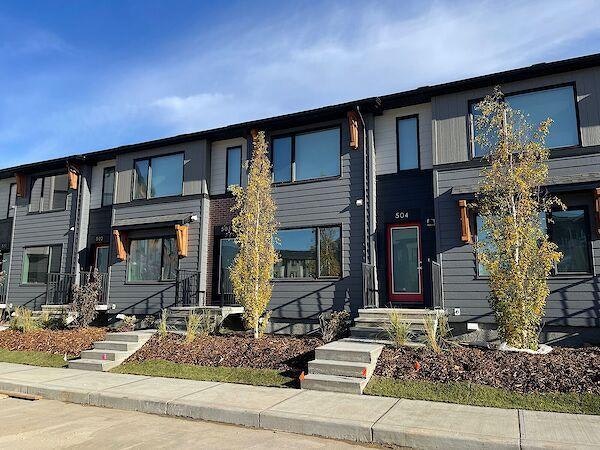 81 Arbour Lake View Northwest, Calgary, AB, T3G 0H4