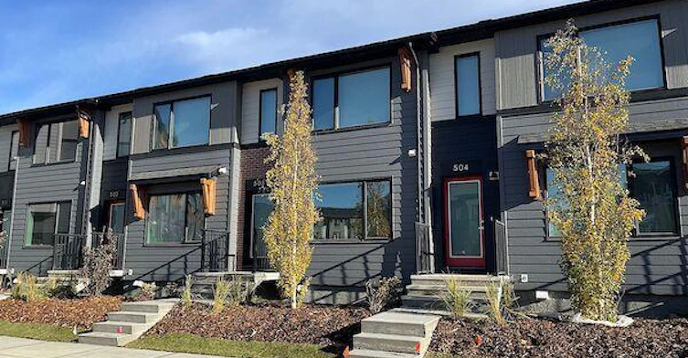 81 Arbour Lake View Northwest, Calgary, AB, T3G 0H4