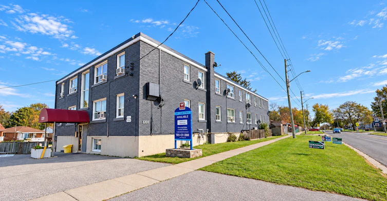 1201 Cedar Street, Oshawa, ON, L1J 3P1