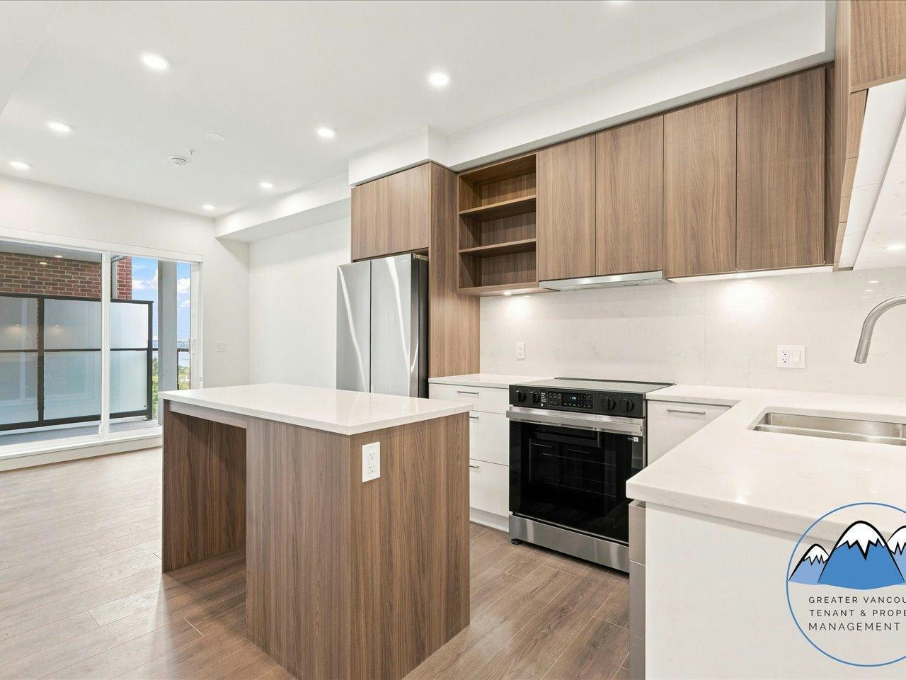82 1st Street, New Westminster, BC, V3L 0L8 - 2