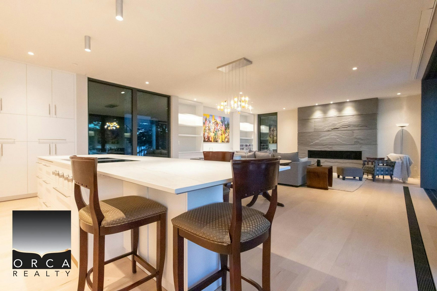 8885 Lawrence Way, West Vancouver, BC, V7W 2T7 - 9