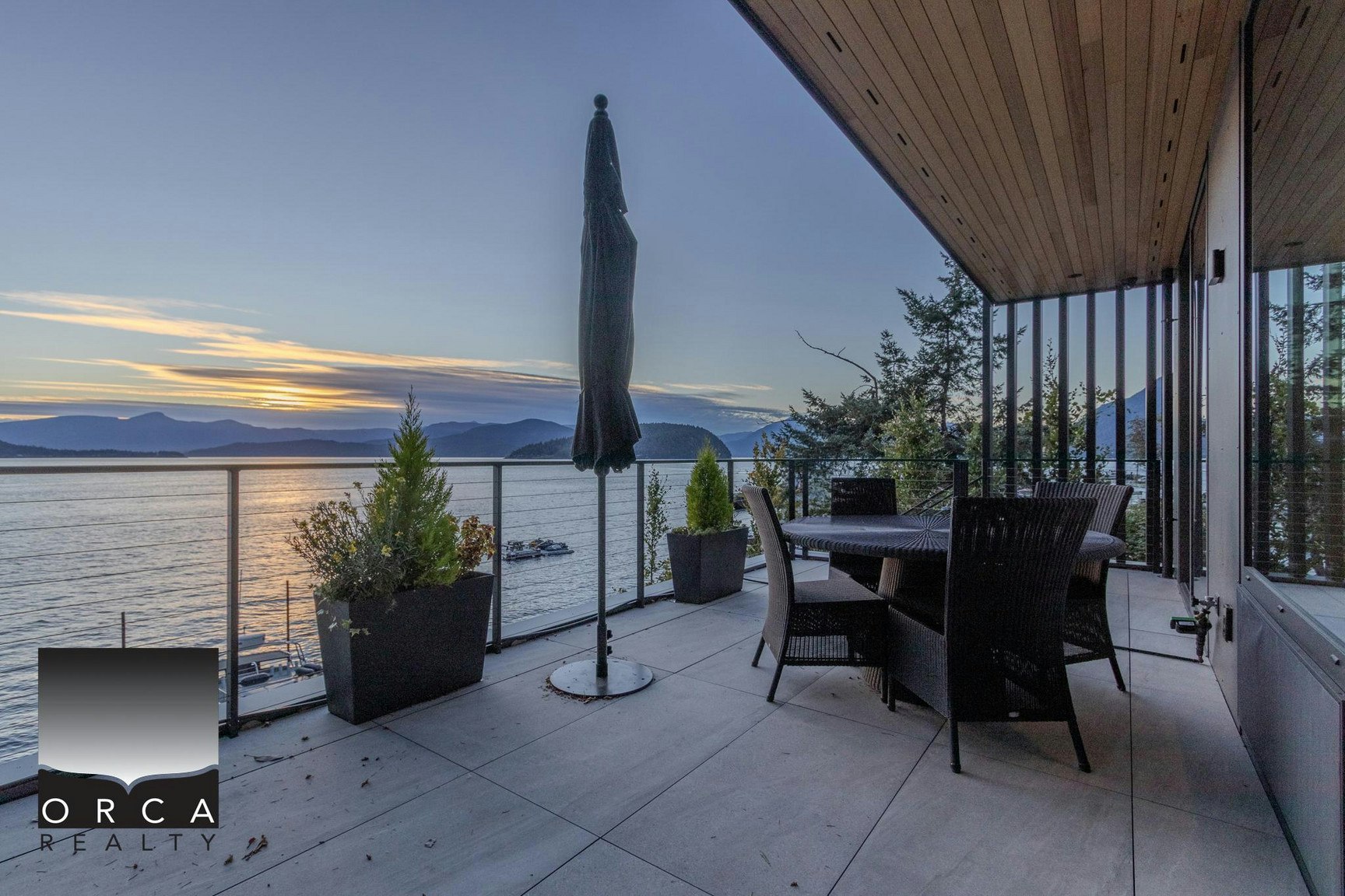 8885 Lawrence Way, West Vancouver, BC, V7W 2T7 - 18