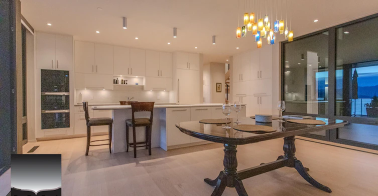 8885 Lawrence Way, West Vancouver, BC, V7W 2T7 - 10