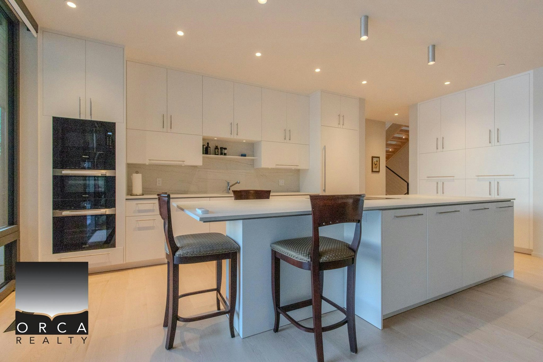 8885 Lawrence Way, West Vancouver, BC, V7W 2T7 - 6