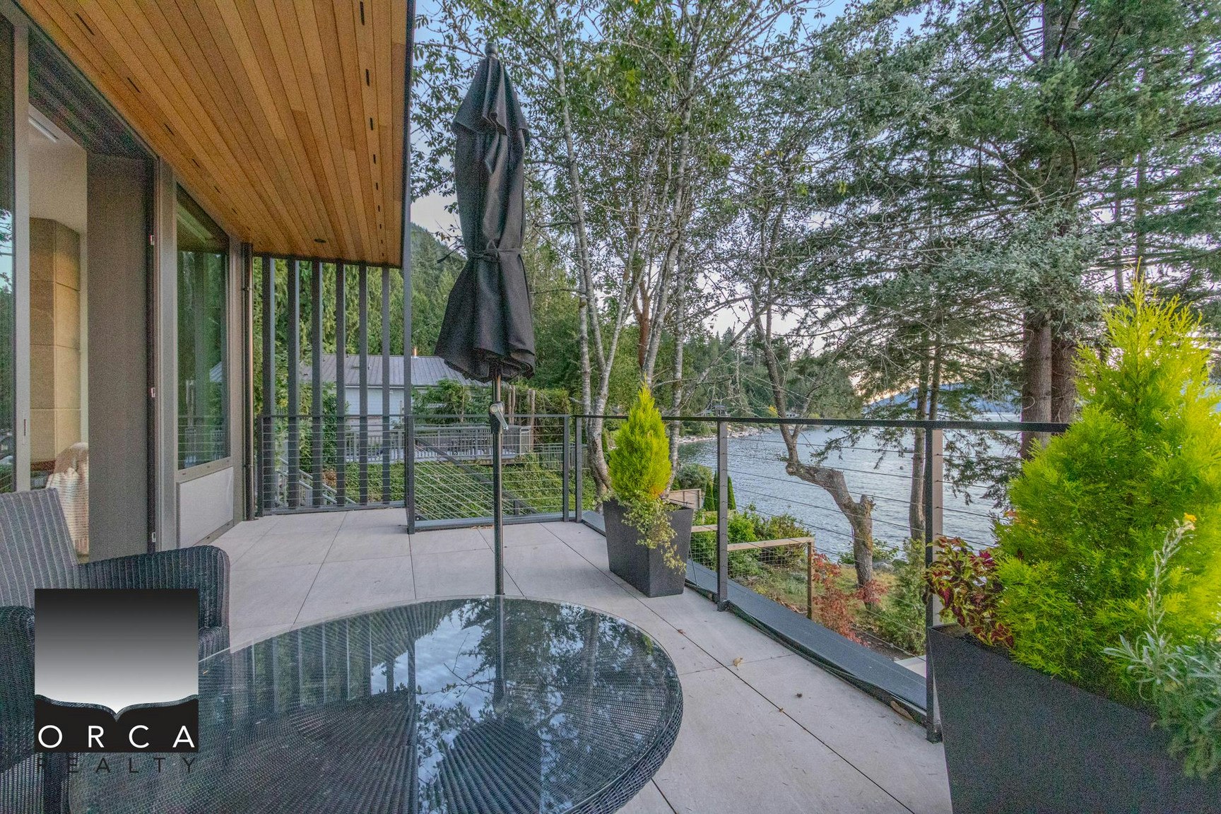 8885 Lawrence Way, West Vancouver, BC, V7W 2T7 - 17