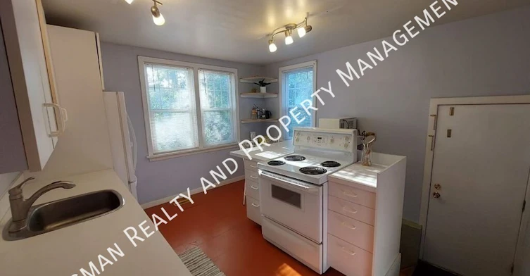 3053 Robinson Street, Regina, SK, S4S 1V3 - 5