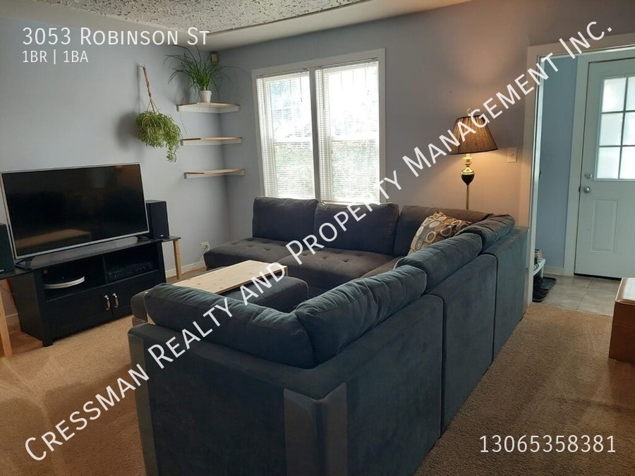 3053 Robinson Street, Regina, SK, S4S 1V3 - 2