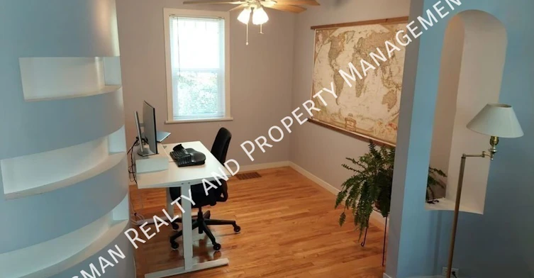 3053 Robinson Street, Regina, SK, S4S 1V3 - 3