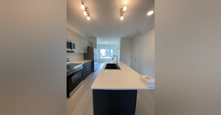 2044 191 Street Northwest, Edmonton, AB, T6M 3A8 - 9