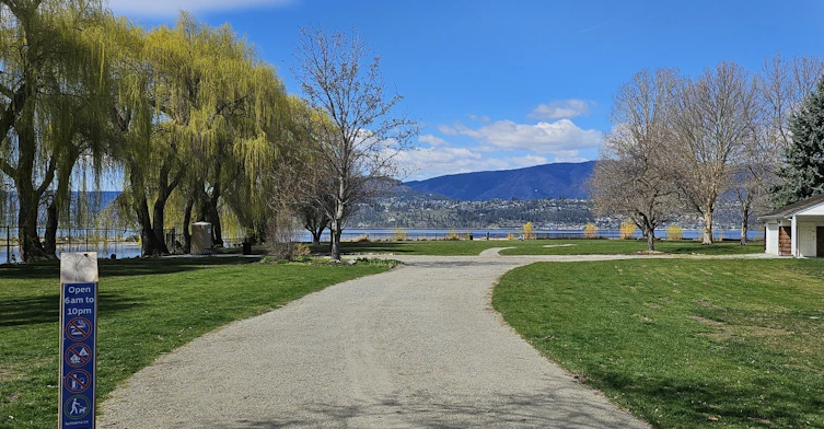3699 Capozzi Road, Kelowna, BC, V1W 0G3 - 15