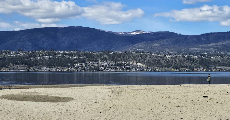 3699 Capozzi Road, Kelowna, BC, V1W 0G3 - 17