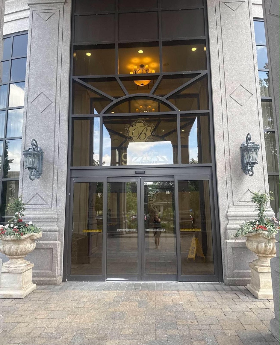 715-9235 Jane Street, Vaughan, ON, L6A 0J8 - 4
