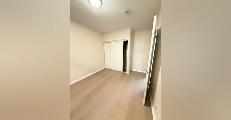 715-9235 Jane Street, Vaughan, ON, L6A 0J8 - 2