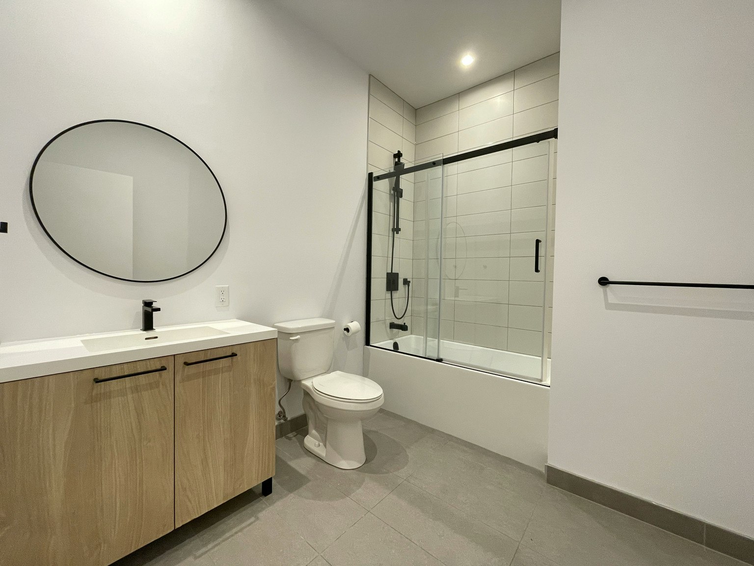 3555 Saint Antoine Rue Ouest, Montréal, QC, H3Z 0A9 - 11