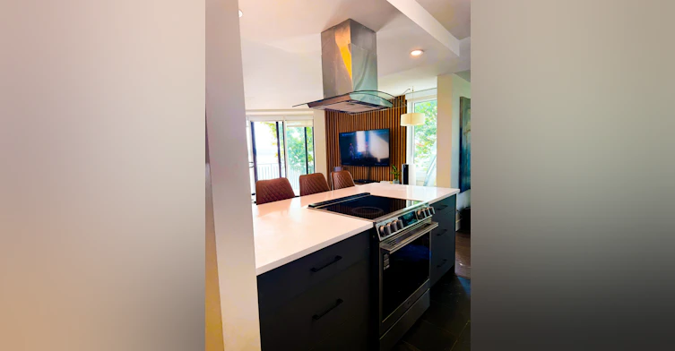 702-1575 Beach Avenue, Vancouver, BC, V6G 1Y5 - 7