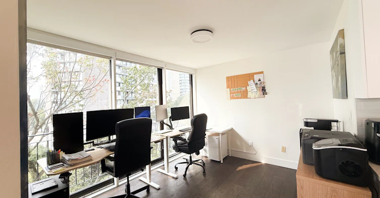 702-1575 Beach Avenue, Vancouver, BC, V6G 1Y5 - 8