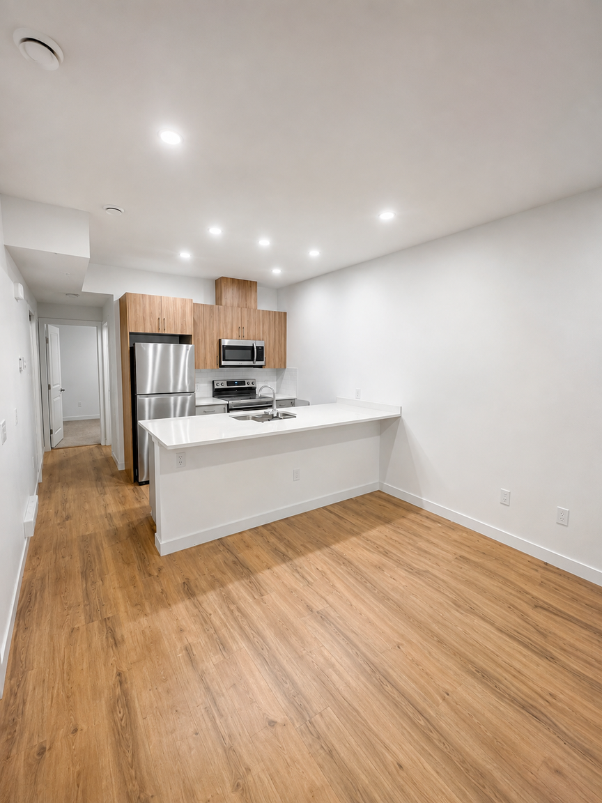 10505 66 Avenue Northwest, Edmonton, AB, T6H 1X4 - 7