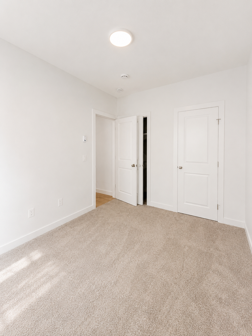 10505 66 Avenue Northwest, Edmonton, AB, T6H 1X4 - 16