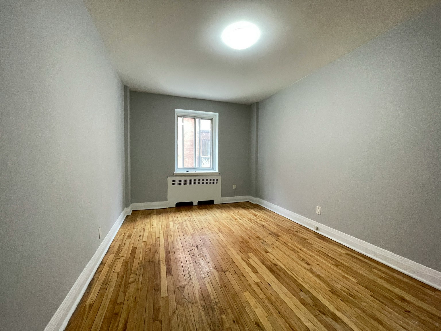 5045 Macdonald Avenue, Montréal, QC, H3X 2V2