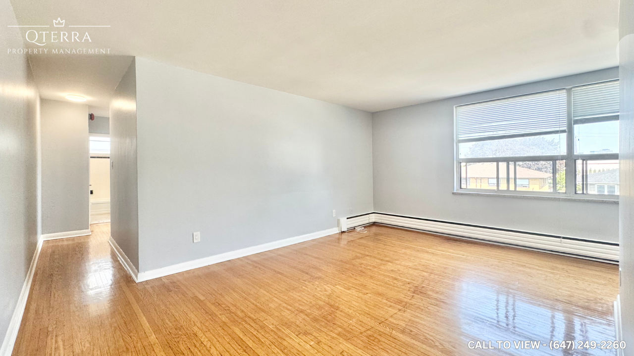 10-3 Hartham Place, Toronto, ON, M3K 1P2