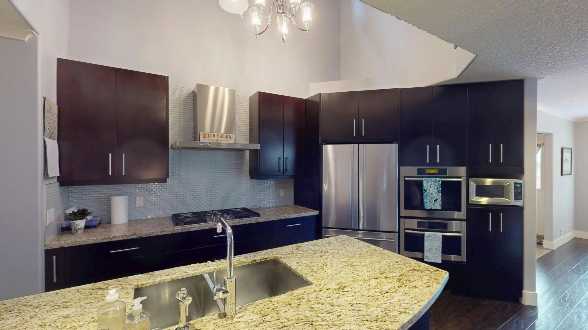 448 13 Street Nw, Calgary, AB, T2N 1Z2 - 5