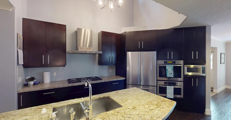 448 13 Street Nw, Calgary, AB, T2N 1Z2 - 5
