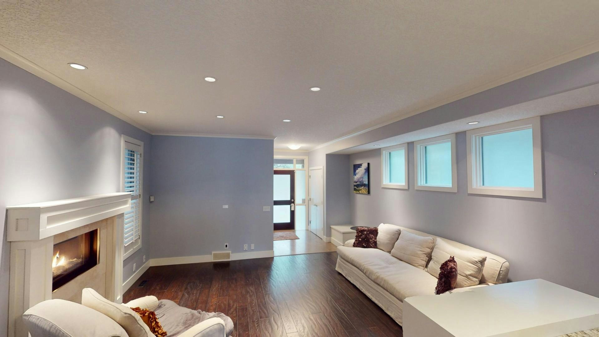448 13 Street Nw, Calgary, AB, T2N 1Z2 - 3
