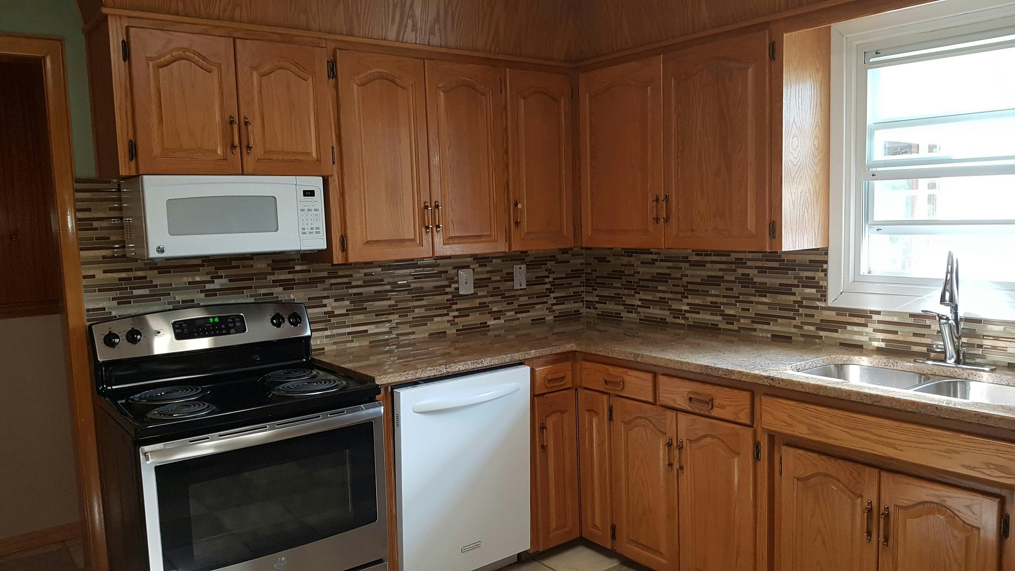 1613 Grosvenor Avenue, Saskatoon, SK, S7H 2T2 - 20