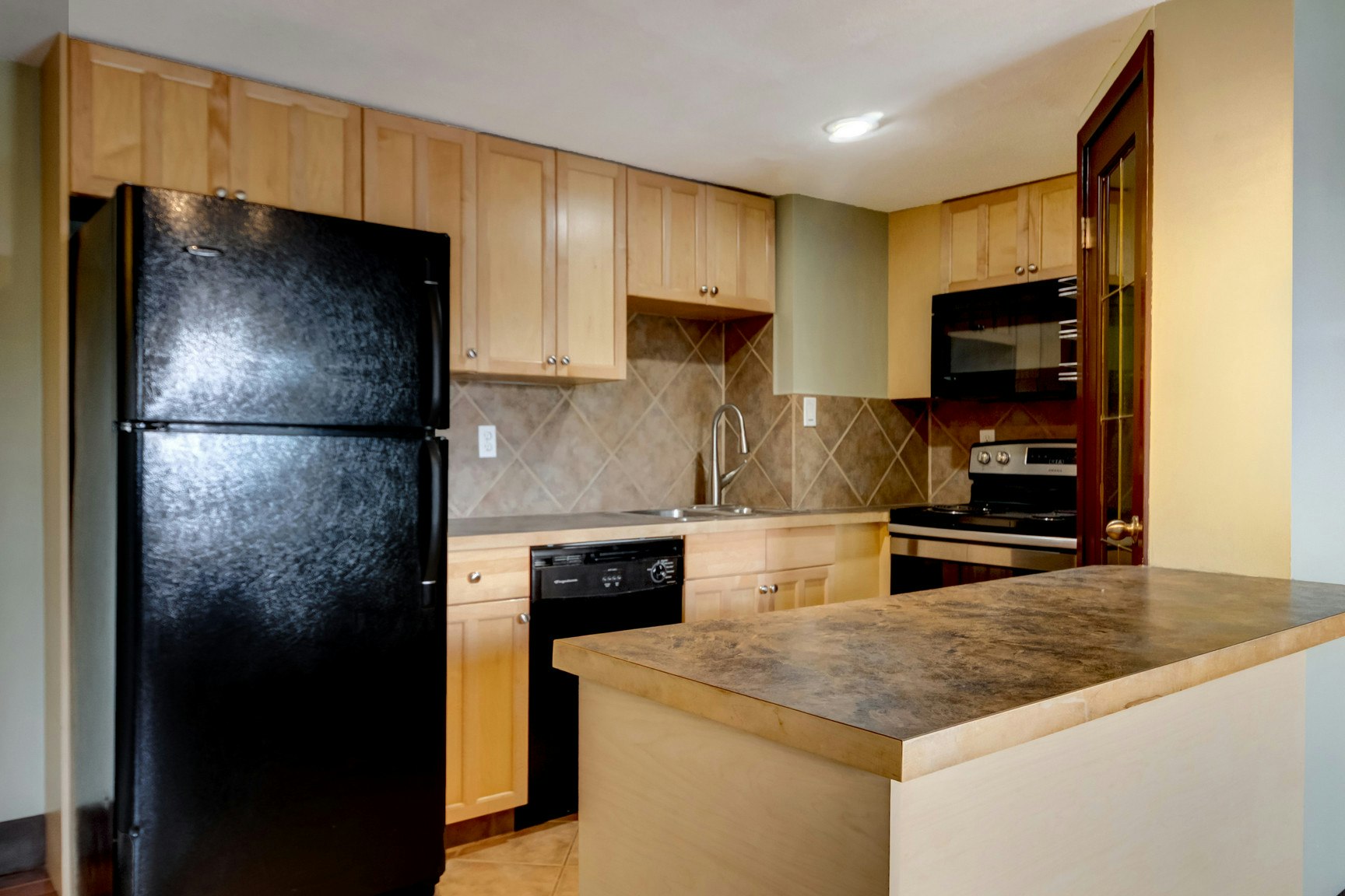 1-1909 28 Street Southwest, Calgary, AB, T3E 2H1 - 11