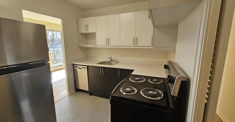50 Underhill Drive, Toronto, ON, M3A 2J6 - 9