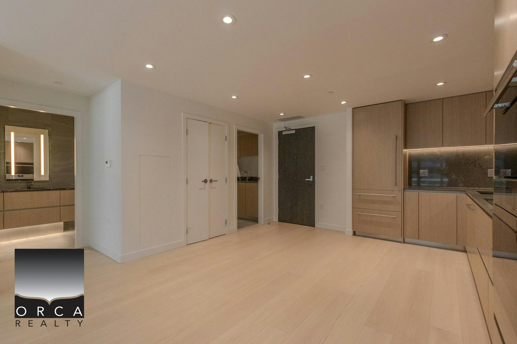 777 Harbour Way, North Vancouver, BC, V7P 0G2 - 6