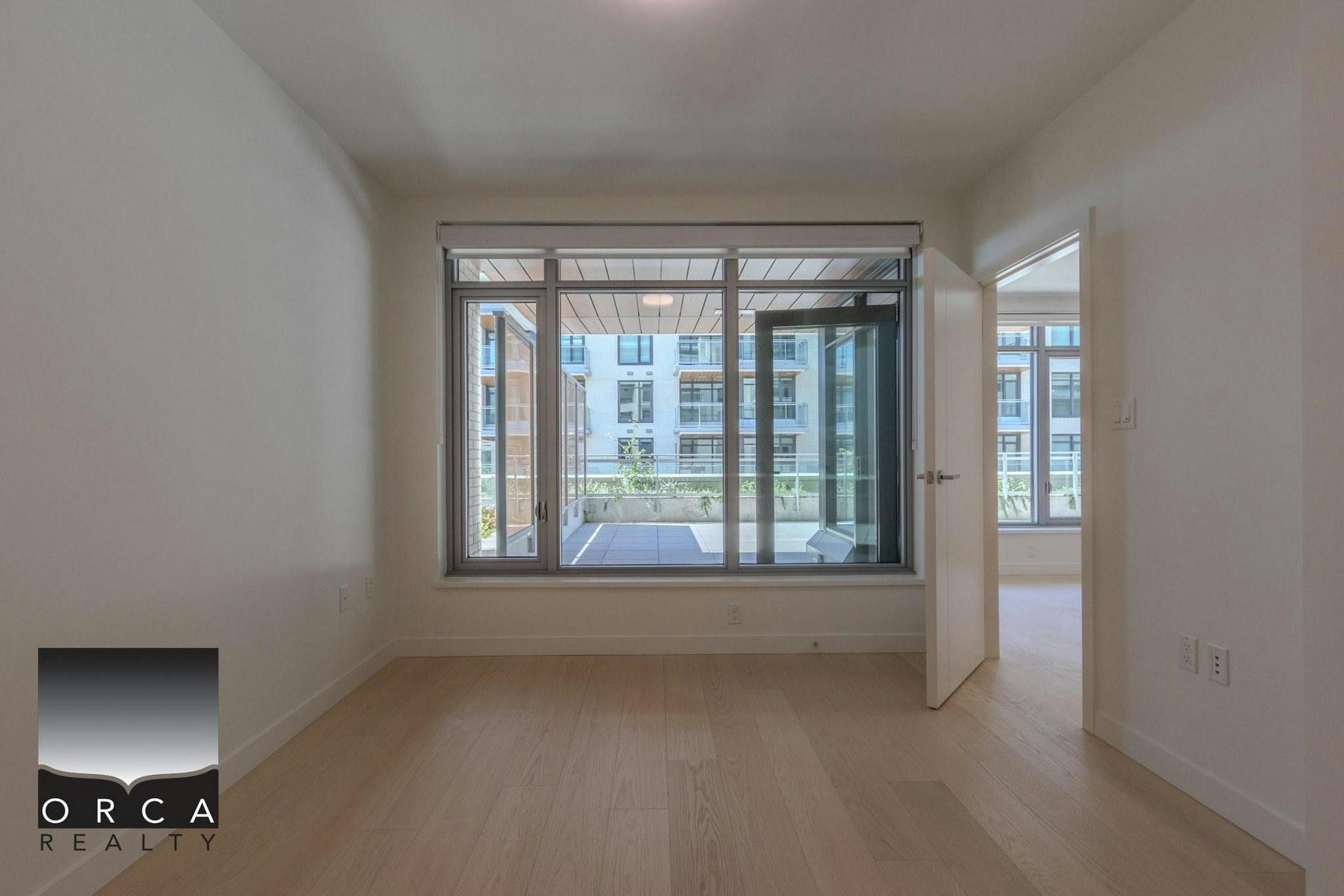 777 Harbour Way, North Vancouver, BC, V7P 0G2 - 8