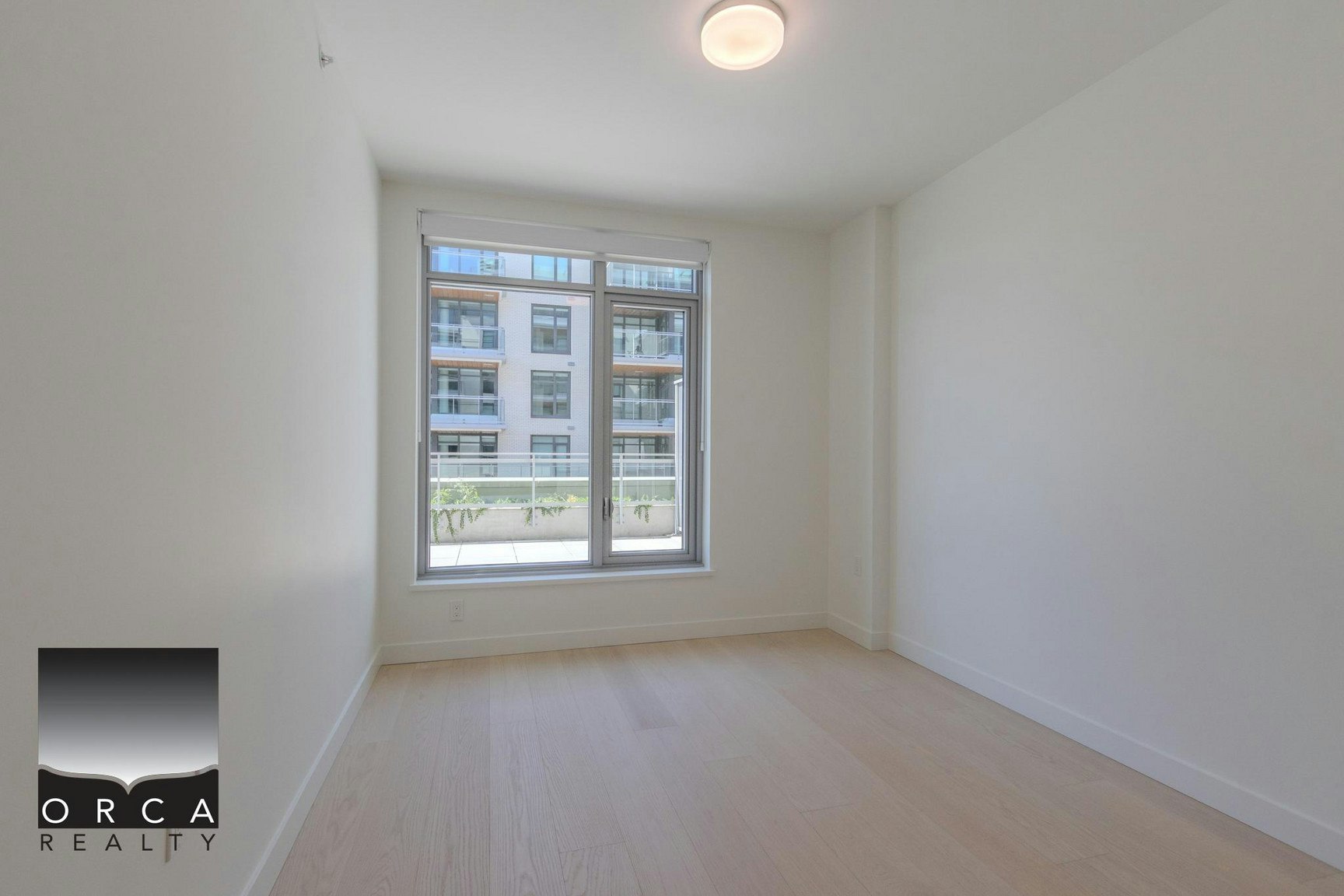 777 Harbour Way, North Vancouver, BC, V7P 0G2 - 11