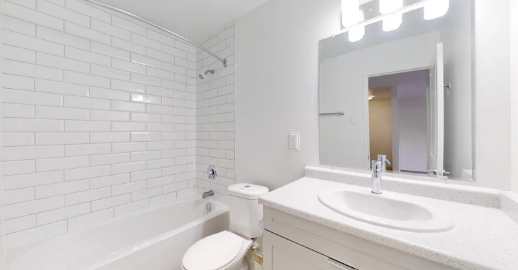 0204-540 Proudfoot Lane, London, ON, N6H 1W4 - 8