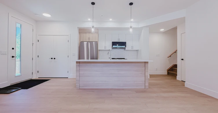 4840 Montana Crescent Northwest, Calgary, AB, T3B 1E7 - 3