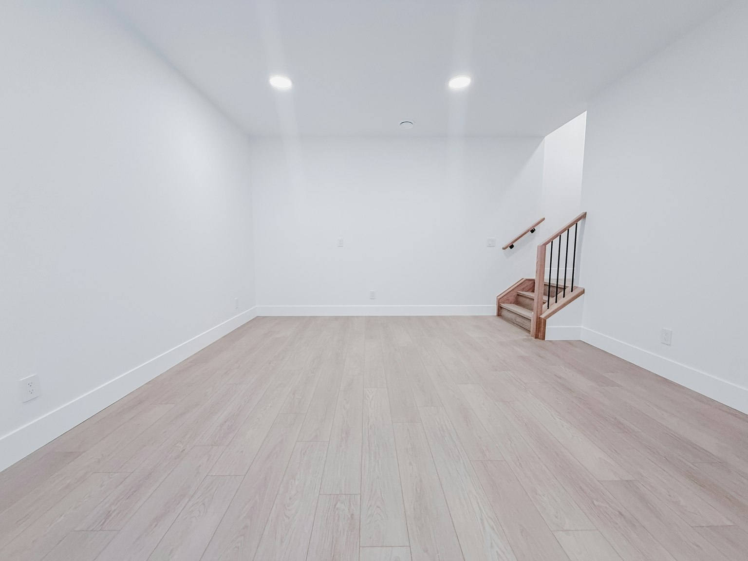 4840 Montana Crescent Northwest, Calgary, AB, T3B 1E7 - 3