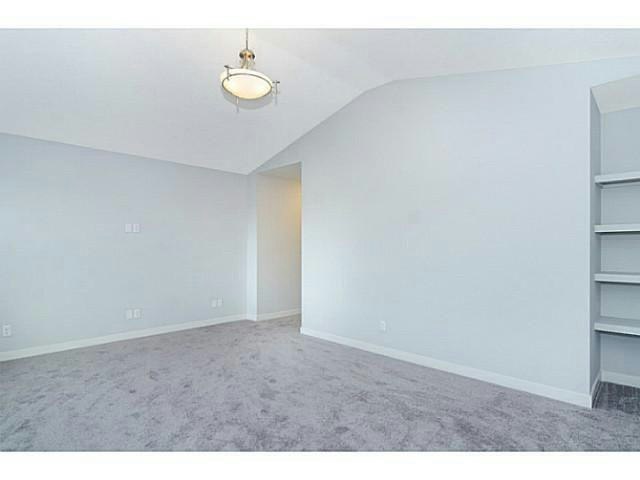 227 Ravenscroft Green Southeast, Airdrie, AB, T4A 0H2 - 14