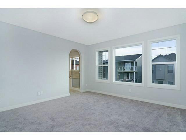 227 Ravenscroft Green Southeast, Airdrie, AB, T4A 0H2 - 12